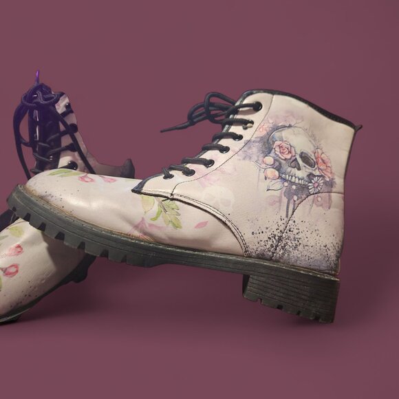 Women Skull and Roses Combat Ankle Boots Size: 10 - Picture 5 of 8